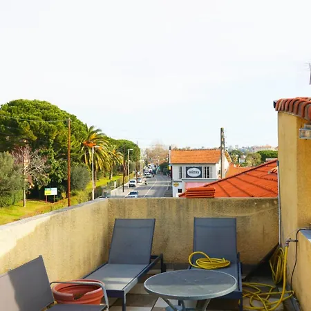 Avec Terrasse A 5mn Du Port Golfe Juan Pour 4 Personnes By Weekome Apartment Vallauris